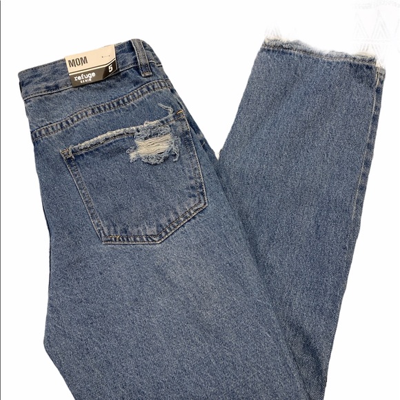 Distressed Mom Jeans Size 5 - Picture 2 of 6